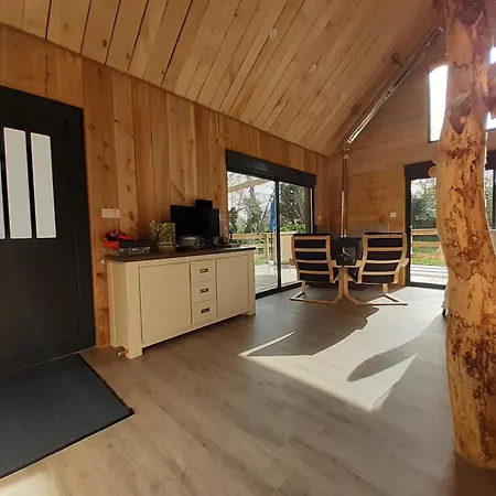 Des Monts D'arree & Holiday home La Feuillee