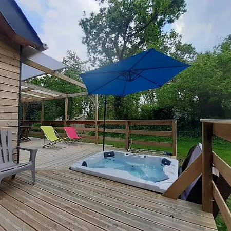 Holiday home Des Monts D'arree & *